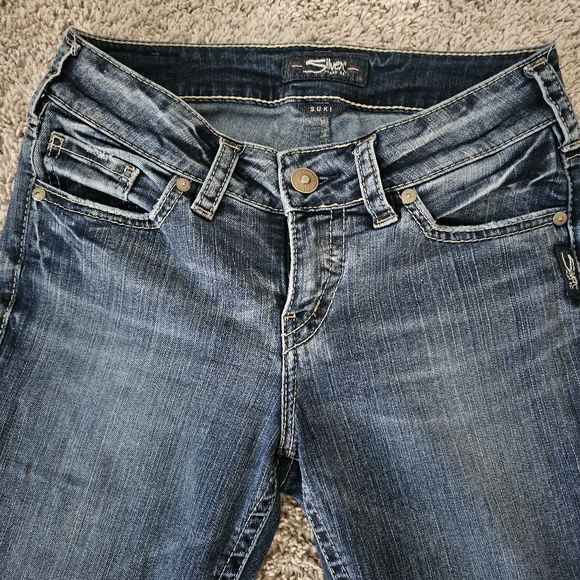 Silver Jeans Suki Capri Size 28 - Picture 3 of 12